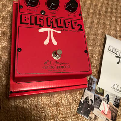 Electro-Harmonix / JHS Big Muff 2 Dual Op-Amp Fuzz 2025 - Red image 3
