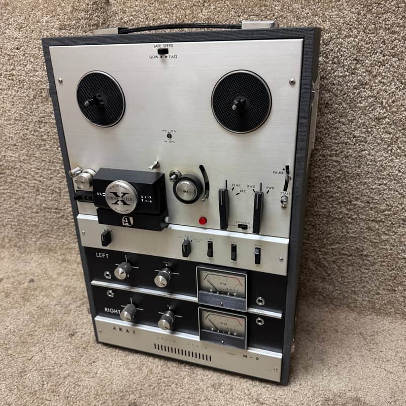 Akai M-9 Stereo Reel-to-Reel 1/4 inch Tape Recorder Machine image 1