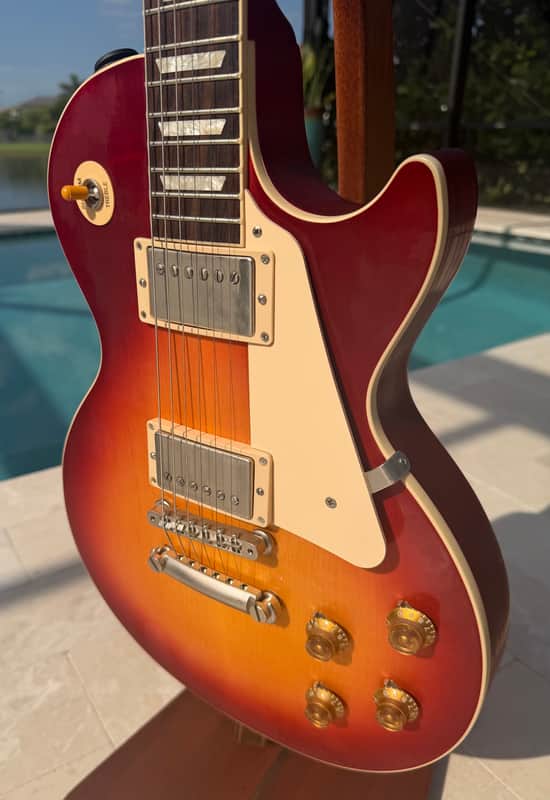 8lbs 0.5oz ! Gibson Les Paul Standard '50s 2025 - Heritage Cherry Sunburst image 1