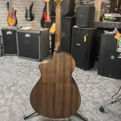 Breedlove Oregon Concert CE - Whiskey Burst image 4