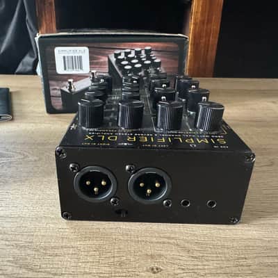 DSM & Humboldt Electronics Simplifier Deluxe Zero-Watt Stereo Guitar Preamp / CabSim / DI 2021 - Black image 5