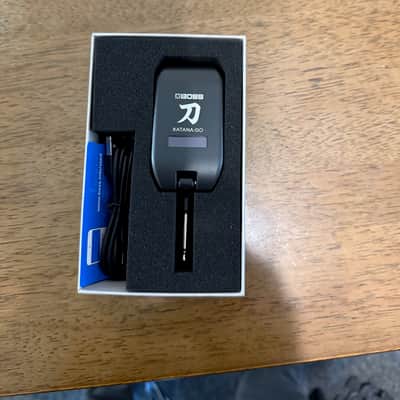 Boss KATANA:GO Personal Headphone Guitar Amplifier image 3