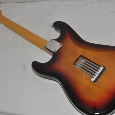 Fender Japan ST-68 Large Head Stratocaster Electric Guitar Ref No 7677 image 10