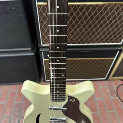 Danelectro Vintage 12-String Vintage White image 7