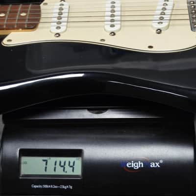 Fender Stratocaster Standard 2005 Electric Guitar MIM w/ HSC – Used 2005 - Black image 16