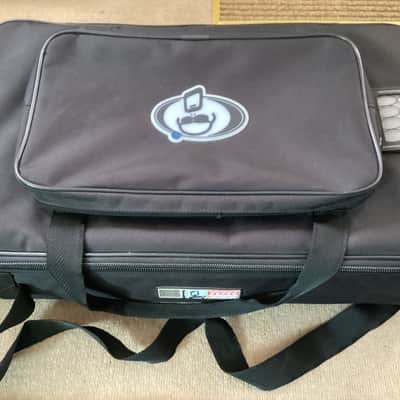 Line 6 Helix LT 2017 - including carry case and box. image 7