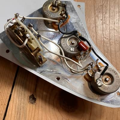Fender Stratocaster Guitar Part Loaded Scratchplate SSS 1998 Mexico MIM image 6