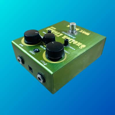 Way Huge WHE401 Swollen Pickle MkII Jumbo Fuzz image 4