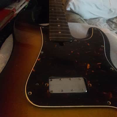 Washburn P Bass 1978 - Sunburst image 2