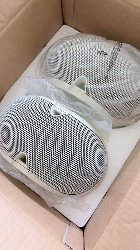 Electro-Voice EVID 3.2TW - Catalog #301045-004 2004-2020 - White