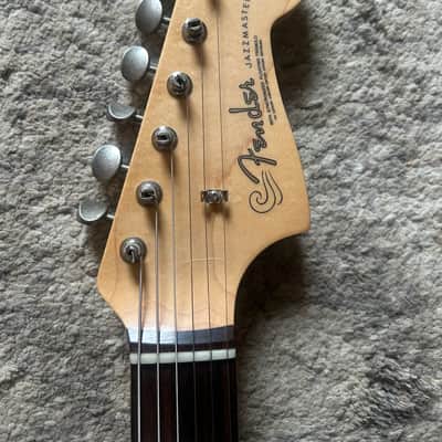 Fender MIJ Traditional II '60s Jazzmaster 2021 - Present - 3-Color Sunburst image 7