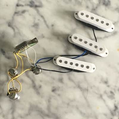 Vintage Unknown Brand Stratocaster Ceramic Pickup Set Complete Strat Pickups SSS image 1