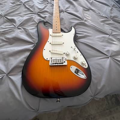 Fender deluxe 93/98 sunburst image 4