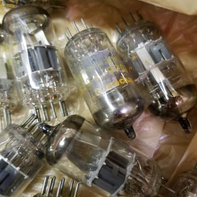 Amperex Pair (2) 6DJ8 AT1000 Weak Vacuum Tubes Heerlen A-frame Orange Globe T5 ECC88 dual triode 1965-1973 image 2