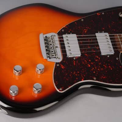 Fender Deluxe Series Toronado - 1998 - Caramel Metallic image 14