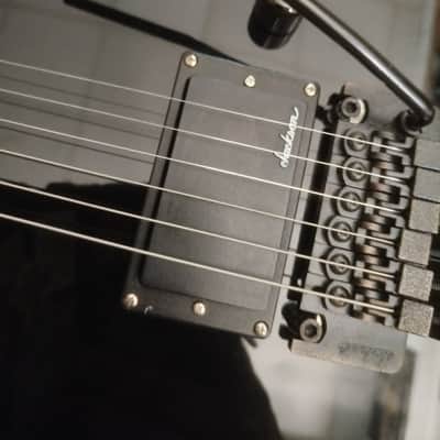 Charvel Model 5(neck-through) 1988 - Black Gloss image 5