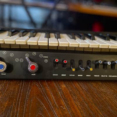 Univox Mini-Korg 700 k-1 1970's wood/black image 4