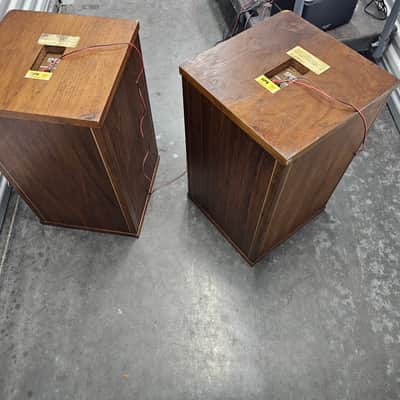 Epi vintage speakers  pair Model 250 image 2