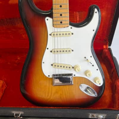 Fender Stratocaster 1975 - 3 color sunburst image 2