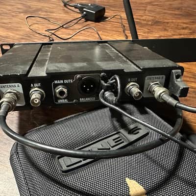 Line 6 XD-V75L Wireless Lavalier Microphone 2010s - Black image 3