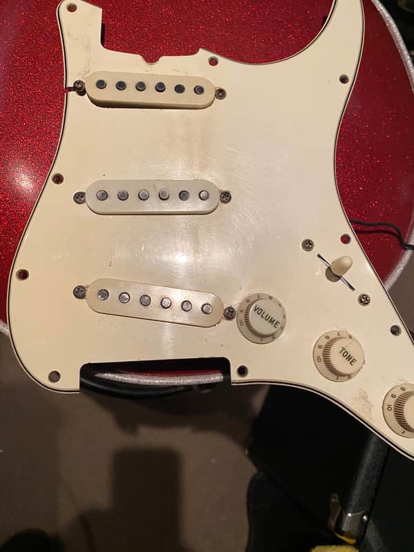 Fender Stratocaster 1967 Original Loaded Pick Guard. 1967 White image 1
