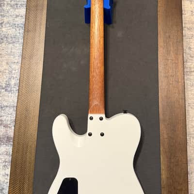 Charvel Joe Duplantier Signature Pro-Mod San Dimas Style 2 HH 2017 - Present Satin White image 17