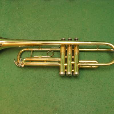 Conn Director Trumpet Elkhart 1962 - Reconditioned - Case & Bach 7C MP image 9
