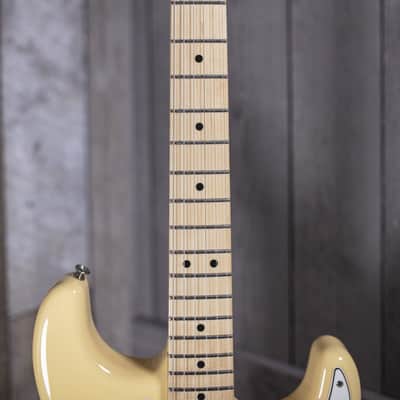 Fender Player Stratocaster, Maple Fingerboard, Buttercream Electric Guitar 0144502534 image 6