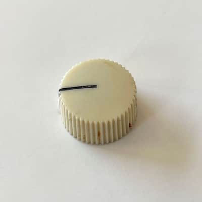 vintage blond Fender Bassman knob + image 2