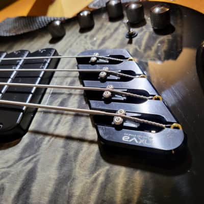 Bass bridge 4 strings for fanned scale multiscale Dingwall Retrofit by Nova Guitar Parts image 4