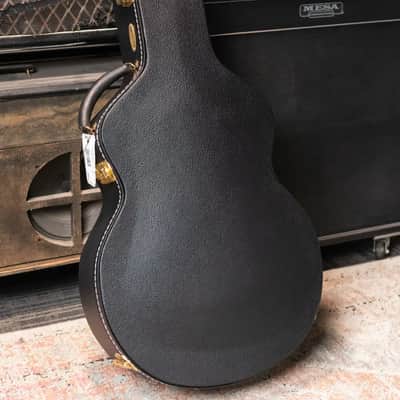 Martin J-40 Acoustic Guitar with Hardshell Case image 17