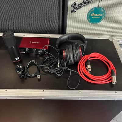Focusrite   Scarlett Solo Studio Bundle Gen 3 image 2