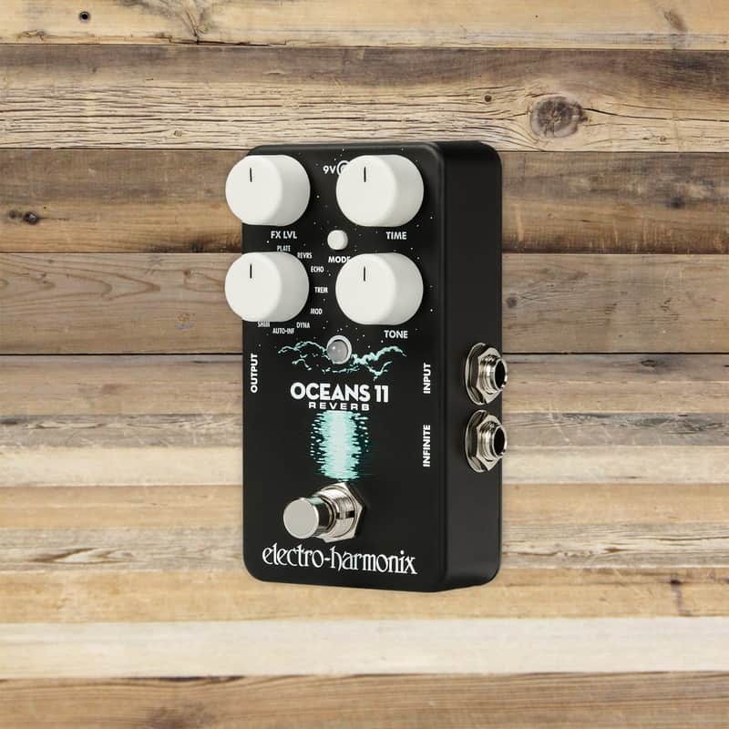 Open Box Electro-Harmonix Oceans 11 Reverb Guitar Effects Pedal image 1