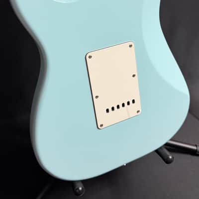 Squier FSR Classic Vibe 70's Stratocaster Electric Guitar Sonic Blue Finish (693) image 11