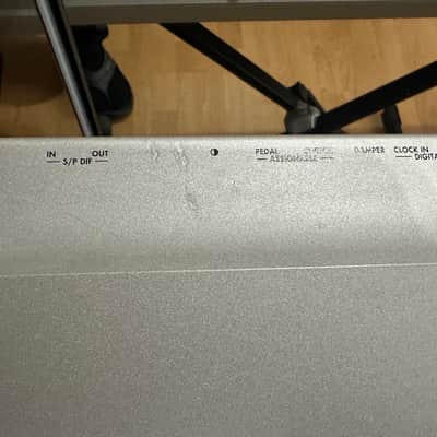 Korg Triton Studio 88-Key 120-Voice Polyphonic Workstation 2002 - 2005 - Silver image 11