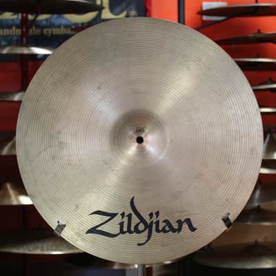 1990s Zildjian 17" A Thin Crash 1215g image 2