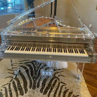 Stunning transparent / white/ acrylic Crystal Grand Piano image 8