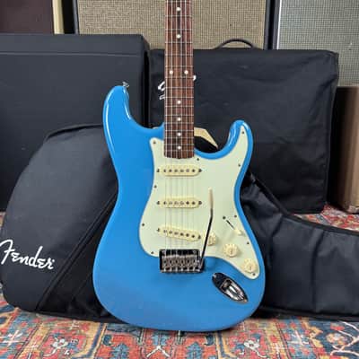 Fender Hybrid 60’s Stratocaster California Blue Alder Rosewood -2019 image 3
