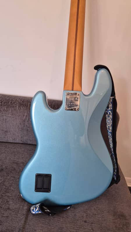 Fender Player Plus Jazz Bass V with Maple Fretboard