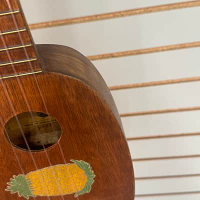 Kamaka Pineapple Ukelele 1930s image 7
