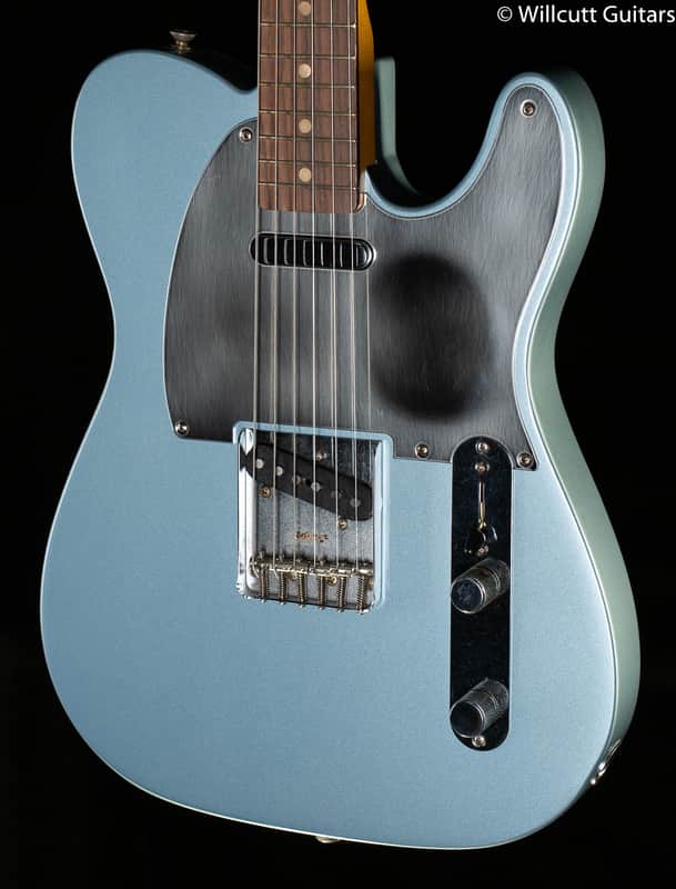Fender Chrissie Hynde Telecaster Rosewood Fingerboard Ice Blue Metallic (675) image 1