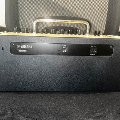 Yamaha THR10II-WL 20-Watt 2x3" Wireless Stereo Digital Modeling Guitar Combo 2019 - Present - Tan image 3