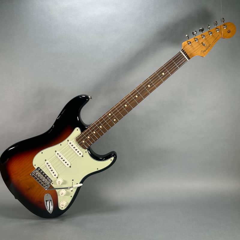 2023 Fender Vinterra II 60s Stratocaster W/Gig Bag - Sunburst image 1