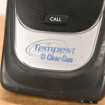 Clear-Com TMR42524INCC Tempest 2400 4-Channel Wireless Belt Station CG01PQS image 4