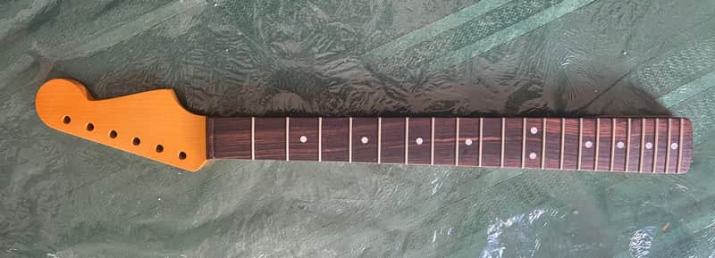 Musikraft stratocaster replacement neck - 1/4 sawn nitro lacquer image 1