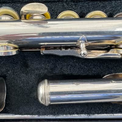 Yamaha Japan 265S - Silver open hole flute image 9