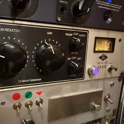 Universal Audio LA-610 Tube Channel Strip 2000s - Gray / Black image 3