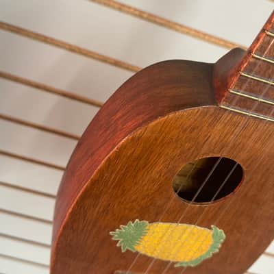 Kamaka Pineapple Ukelele 1930s image 6