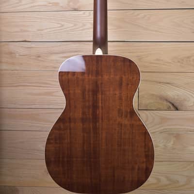Huss and Dalton Traditional OM (TOM-M Custom) 2026 - Gloss natural image 9