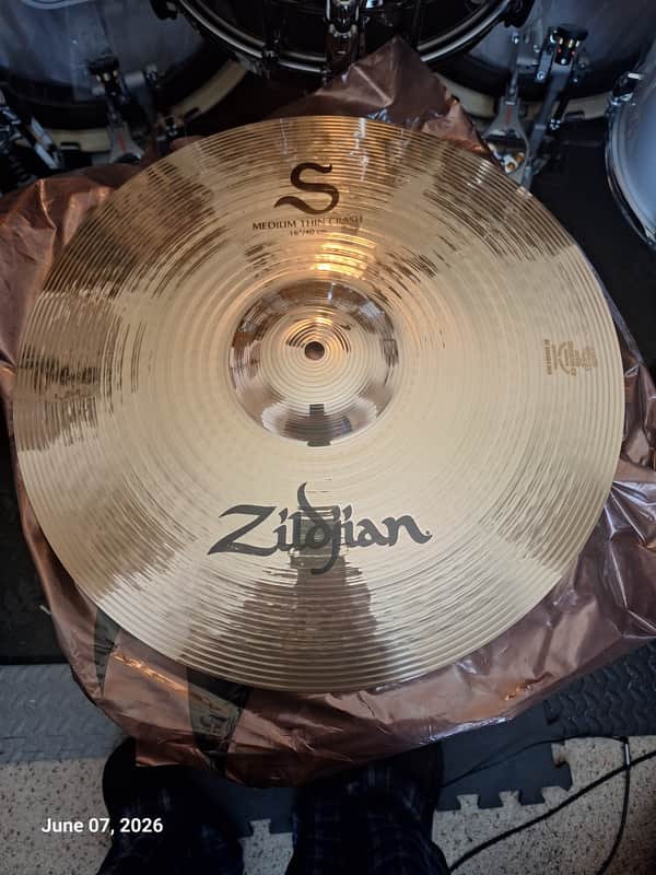 Zildjian 16" S Series Medium Thin Crash Cymbal 2016 - Present - Brilliant image 1